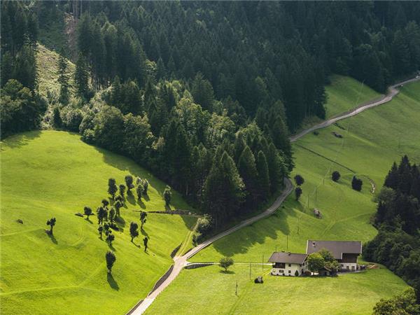 Cycling vacation in Italy, Dolomites, Lake Garda & Venice