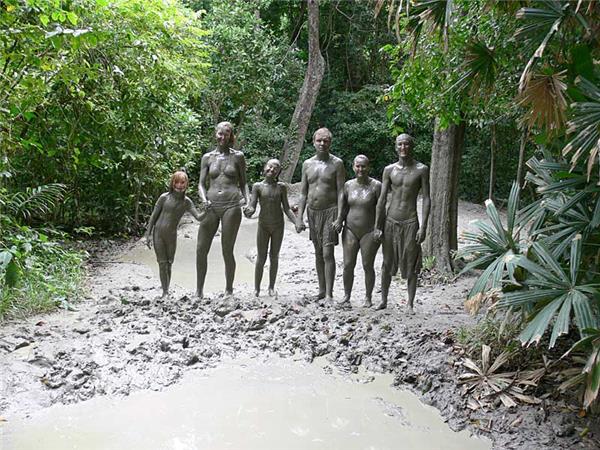 Family vacation to Borneo