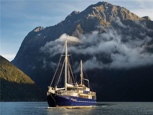 New Zealand holiday, small group