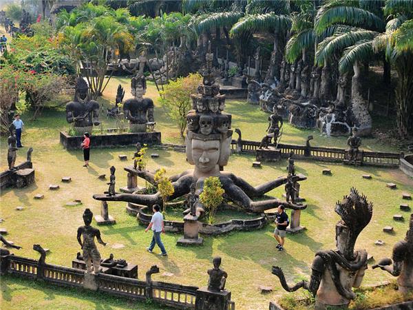 Laos small group vacation