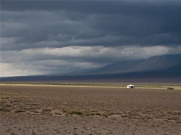 Mongolia cycling vacation