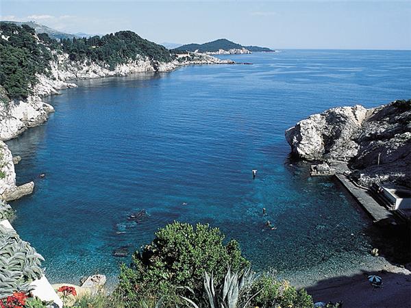 Small group walking vacation in Croatia