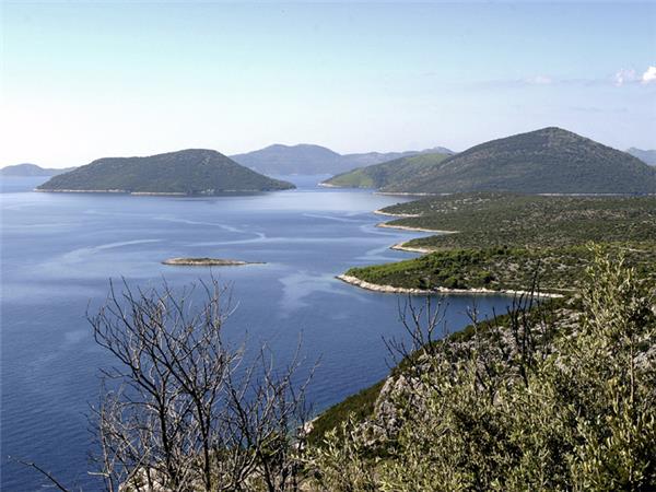 Small group walking vacation in Croatia