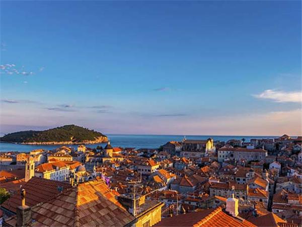 Small group walking vacation in Croatia