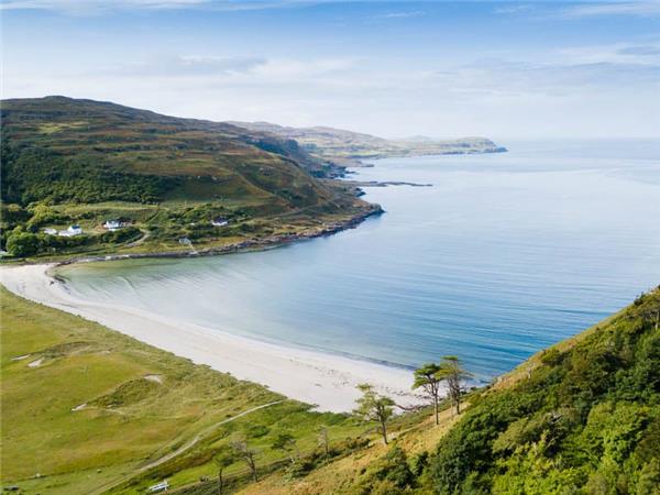 Mull, Staffa and Iona wildlife tour in Scotland