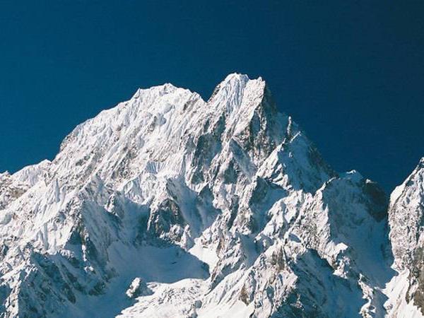 Manaslu Circuit trekking vacation in Nepal