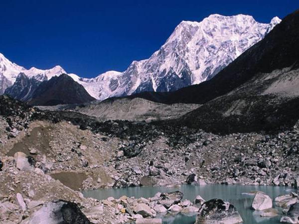 Manaslu Circuit trekking vacation in Nepal