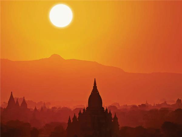 Myanmar highlights tour with a beach extension