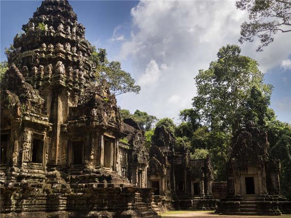 Cambodia highlights vacation, small group