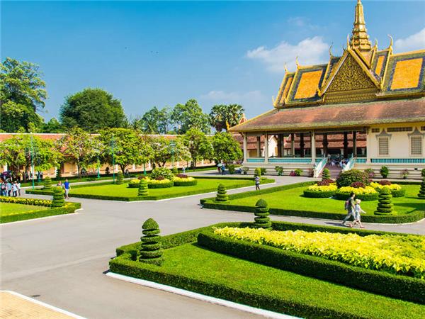 Cambodia highlights vacation, small group