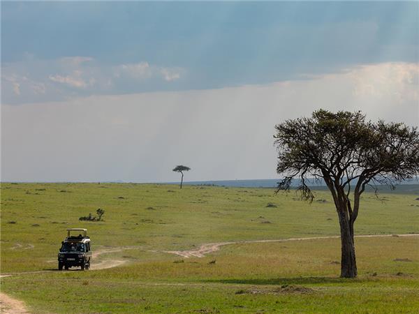 Premium Kenya small group vacation