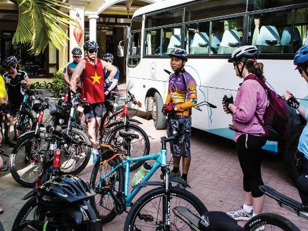 Ho Chi Minh City to Angkor Wat cycling tours