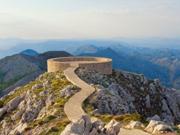 Montenegro hiking vacation