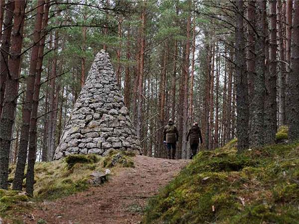 Highlands of Scotland walking vacation