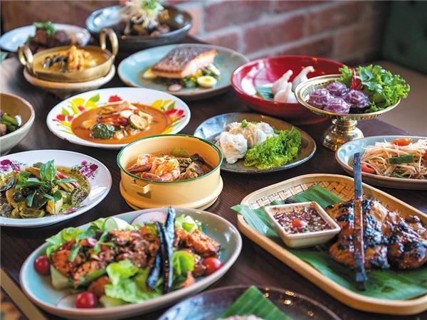Thailand small group tour with added comfort