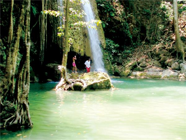Northern Thailand vacation, Hilltribes & homestay