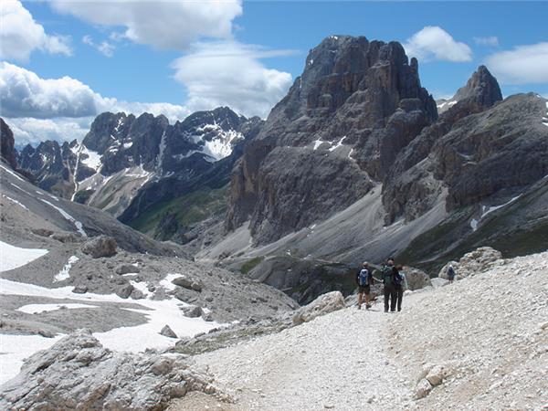 Western Dolomites walking tour in Italy
