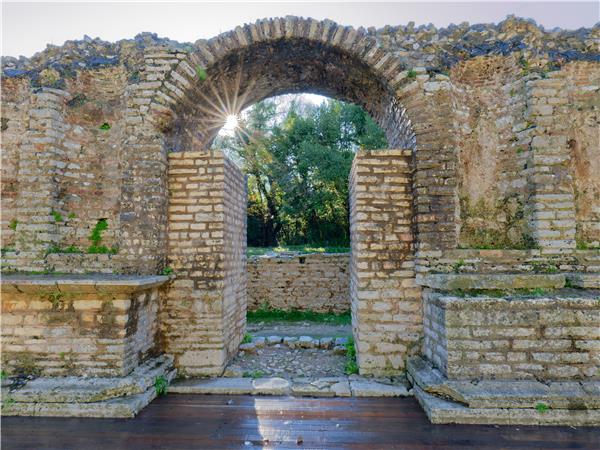 Small group Albania vacation