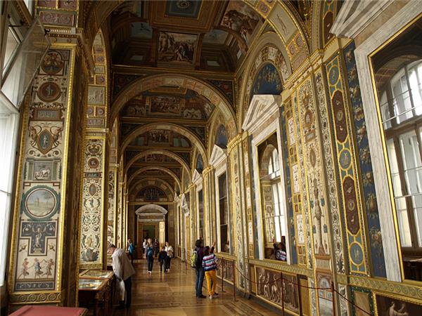 Moscow to St Petersburg vacation in Russia