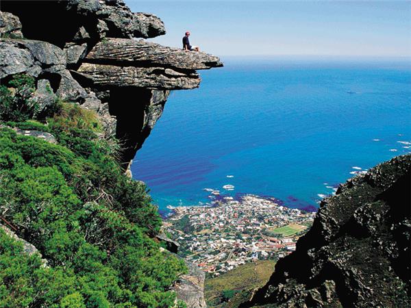 Cape Town to Vic Falls vacation in Southern Africa