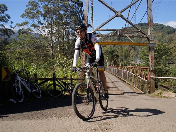 Coast to coast cycling vacation in Costa Rica