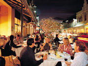 Al fresco dining, South Australia. Image by South Australia Tourist Board