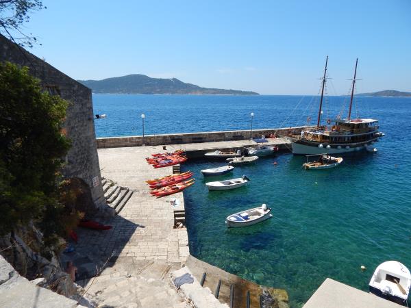 Croatia sea kayaking vacations