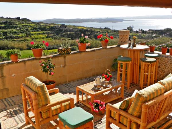 Gozo self catering with sea views, Malta