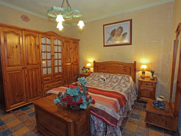 Gozo self catering with sea views, Malta