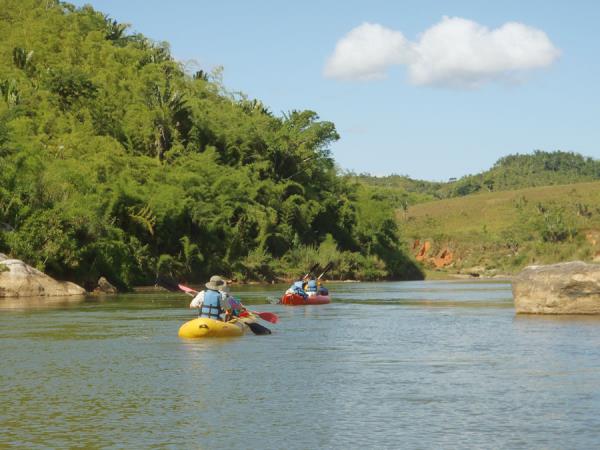 Madagascar holiday, Lemurs, canals & mountains