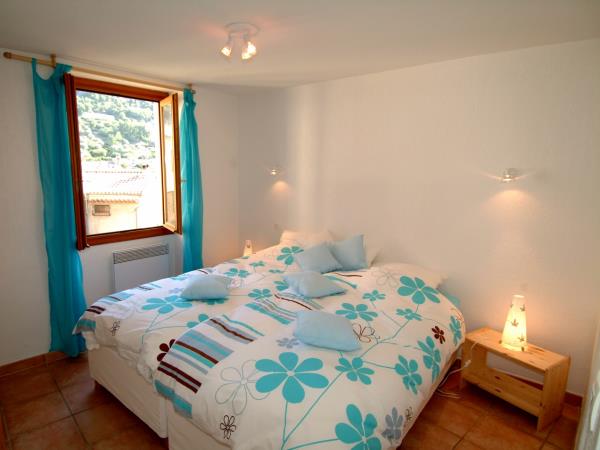 French Riviera yoga vacation