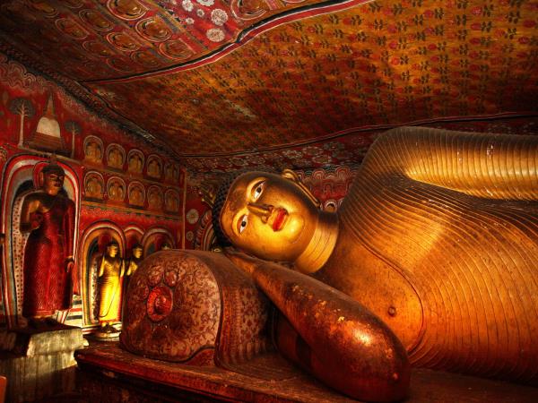 Sri Lanka tour & beach vacation