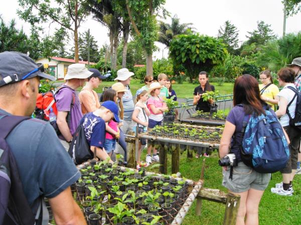 Costa Rica family activity vacation