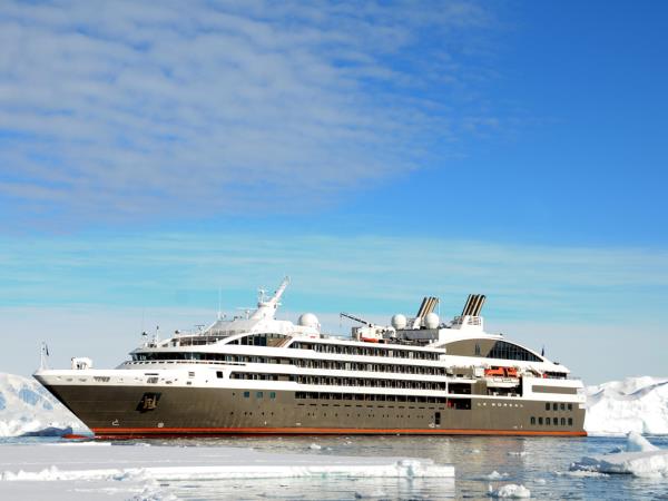 Luxury Antarctica cruise
