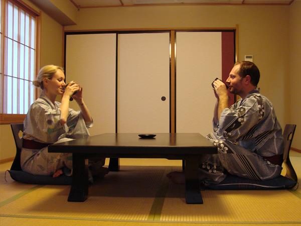 Japan honeymoon tour on a shoestring