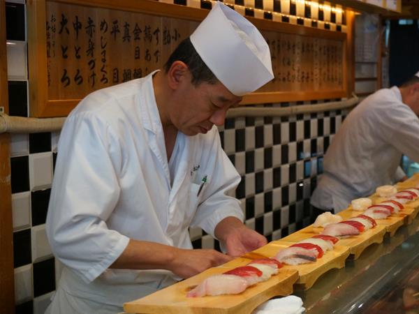 Japan honeymoon tour on a shoestring