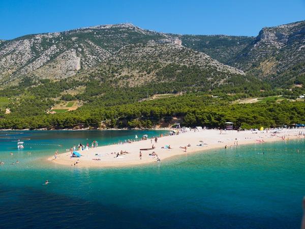 Dubrovnik to Split small ship cruise