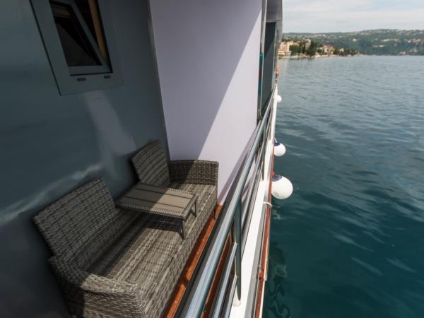 Luxury small ship cruise in Croatia