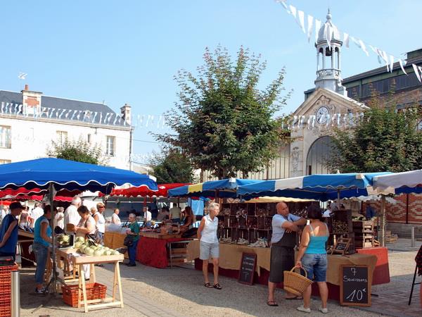Nouvelle Aquitaine self guided bicycling vacation, France