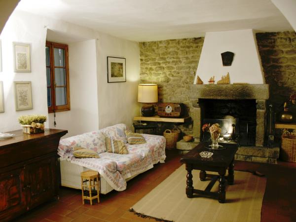 Rural villas in Tuscany, Italy