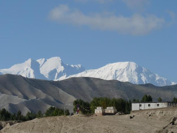 Mustang trekking vacation in the Himalaya