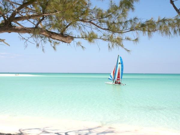 Cuba highlights and beach vacation