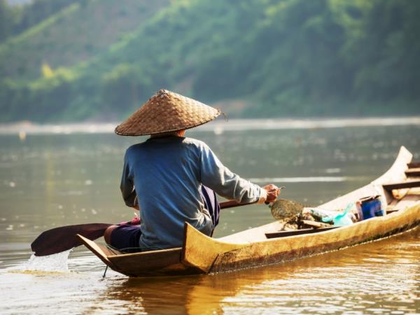 Laos vacation, cultural tour