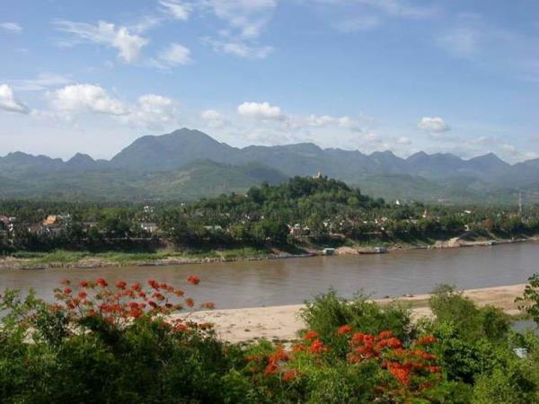 Laos tour in a small group