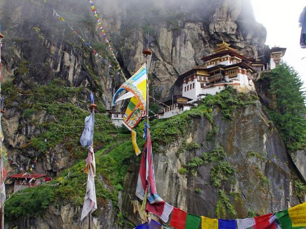 Bhutan vacations, tailor made