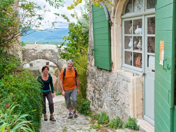 Upper Provence walking vacation in France