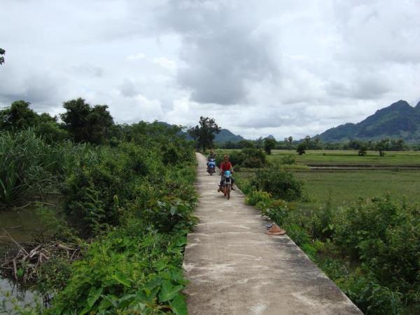 Burma overland tour from Thailand