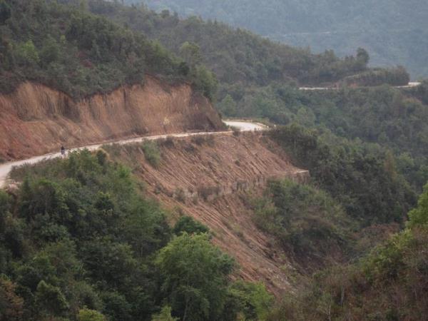 Burma overland tour from Thailand