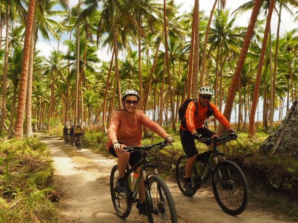Fiji cycling vacations