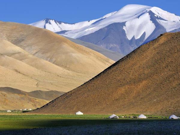 Mongolian Eagle adventure vacation